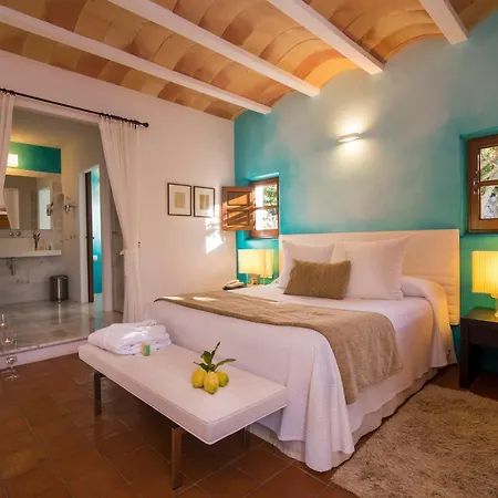 Rural & Curreu Venkovský dům Santa Eularia des Riu