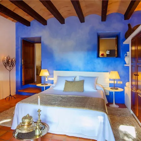 Rural & Curreu Country house