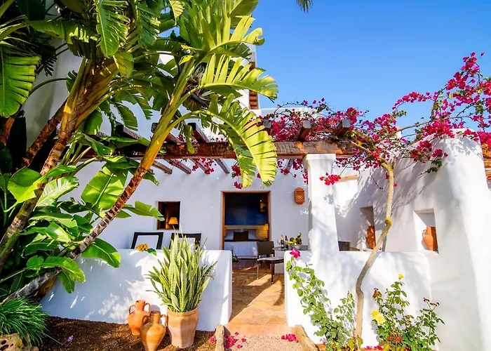 בית כפרי Rural & Curreu *